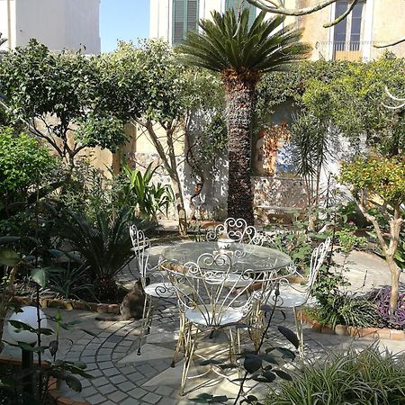 La Baronessa B&B Riposto Dış mekan fotoğraf