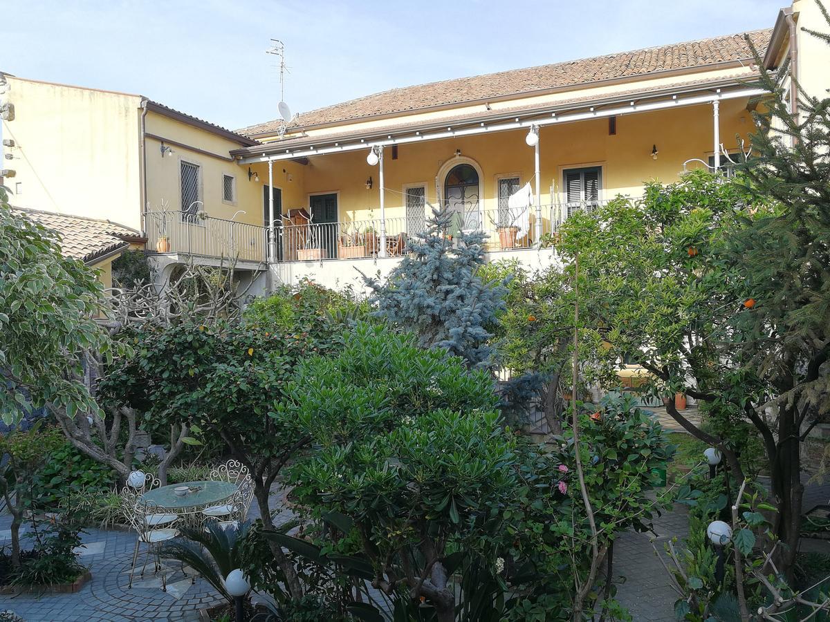 La Baronessa B&B Riposto Dış mekan fotoğraf