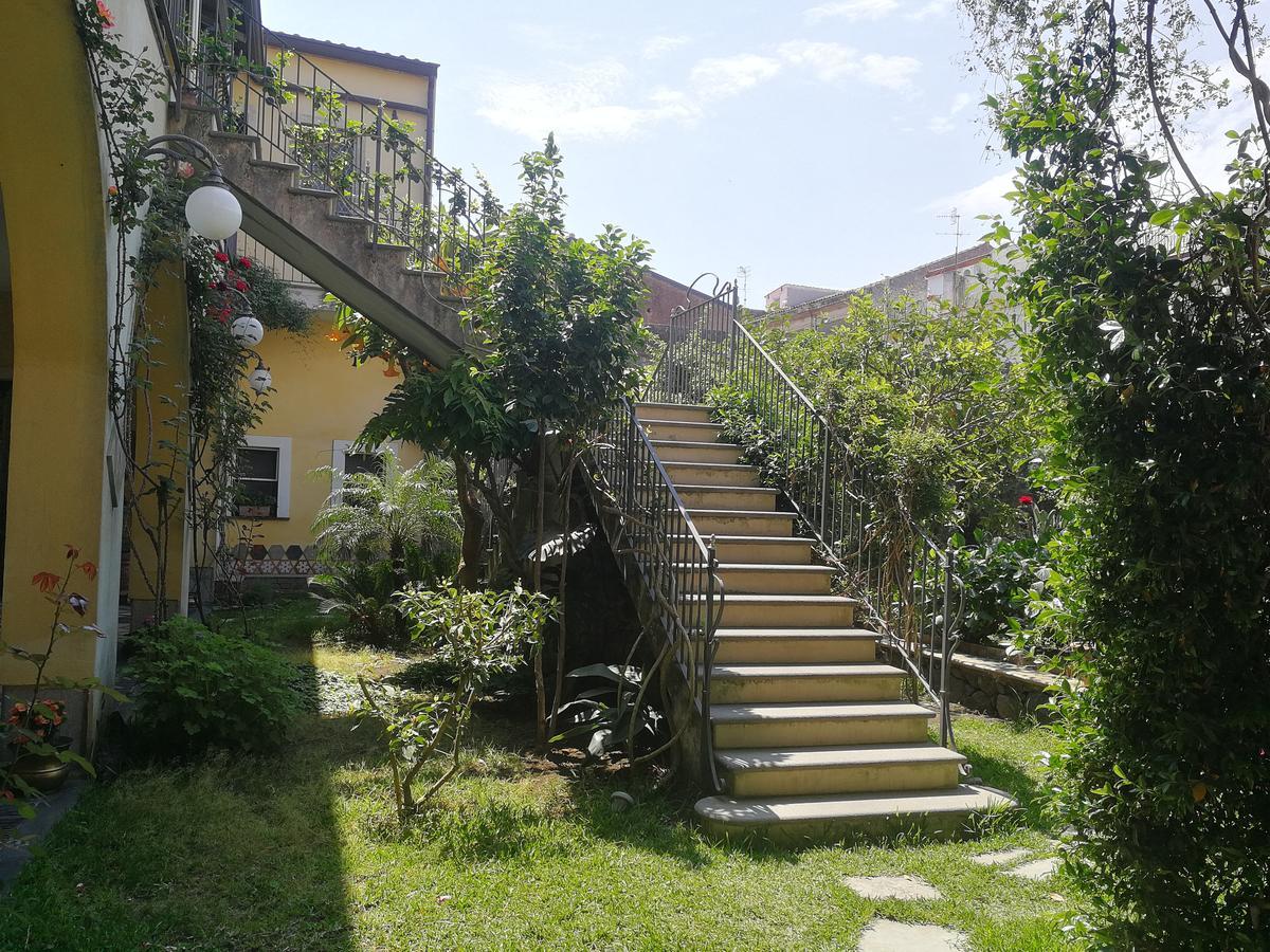 La Baronessa B&B Riposto Dış mekan fotoğraf