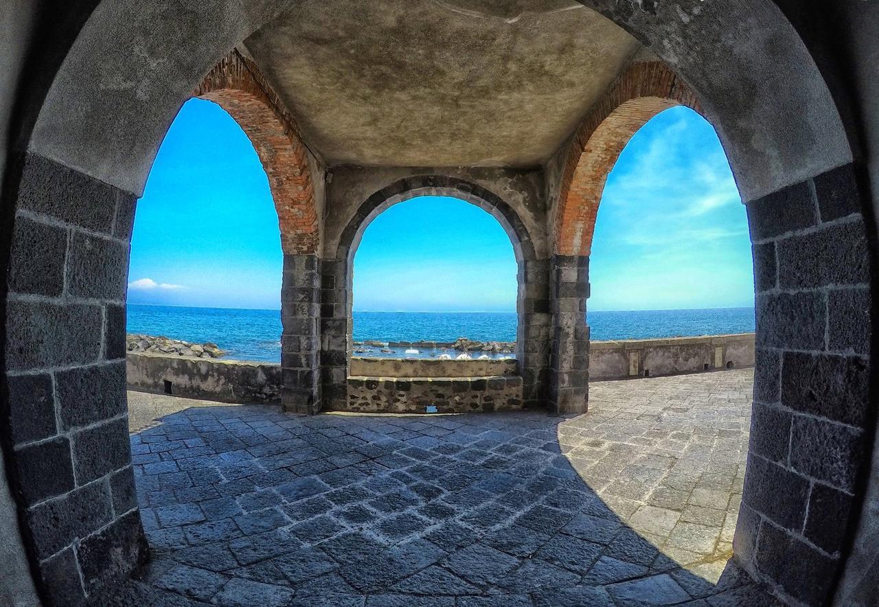 La Baronessa B&B Riposto Dış mekan fotoğraf